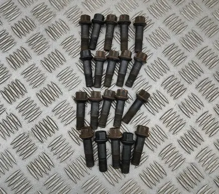 Mercedes-Benz GLC X253 C253 Nuts/bolts A0009907607