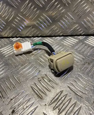 Subaru Outback (BS) Seat control module 