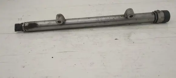 Volvo XC70 Fuel main line pipe 30777759 0445215025