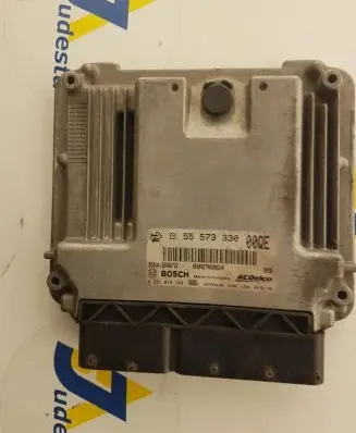 Opel Insignia A Engine control unit/module 55573330