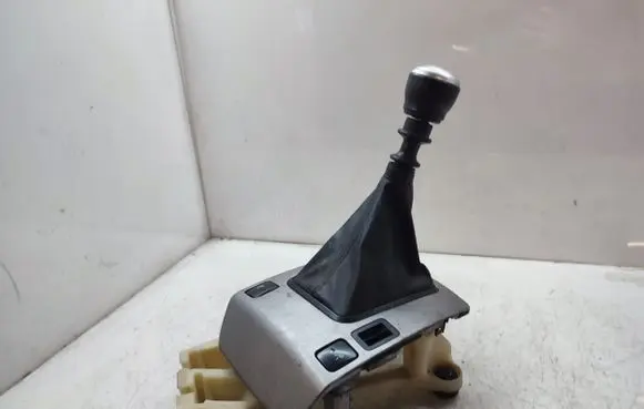 Hyundai Sonata Gear shifter/selector