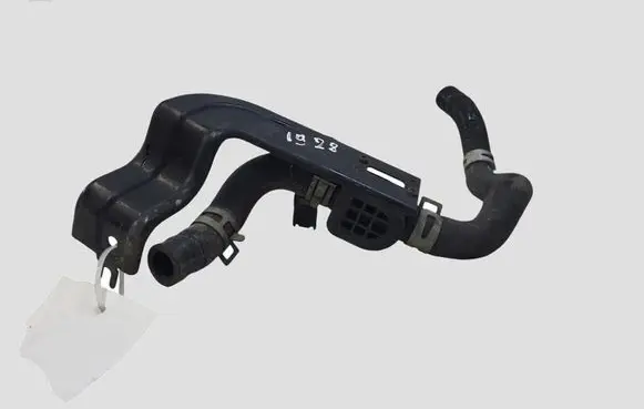 Honda CR-V Engine coolant pipe/hose