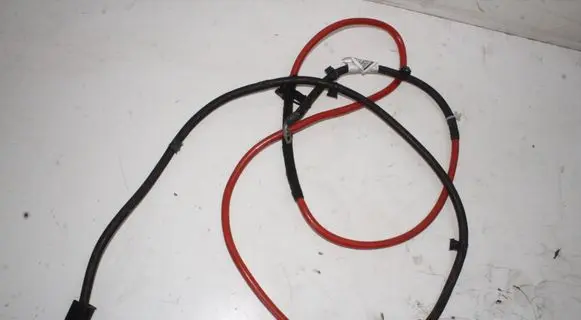 Maserati Ghibli Positive cable (battery) 06700370660