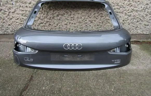 Audi Q3 8U Tailgate/trunk/boot lid 8U0827025