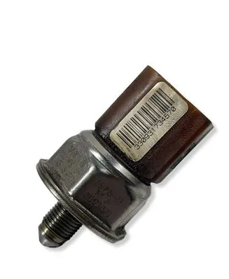 Volkswagen Scirocco Fuel pressure sensor 03C906051H