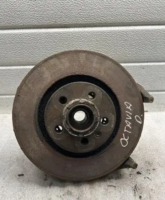 Skoda Octavia Mk1 (1U) Front wheel hub