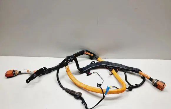 Renault Clio V High voltage cable 297A25555R