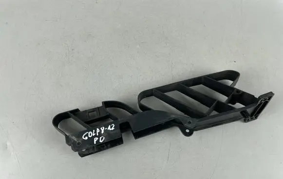 Volkswagen Golf VIII Radiator support slam panel bracket 5H0805706