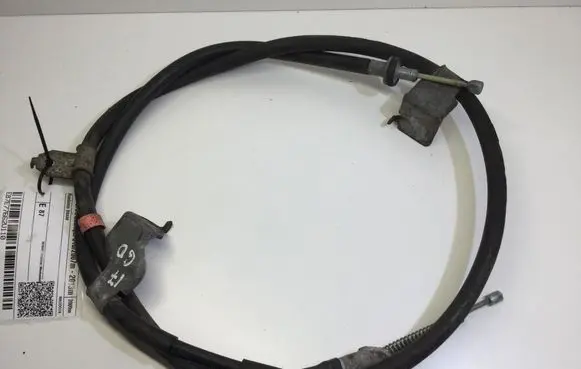 Nissan Qashqai Handbrake/parking brake wiring cable 