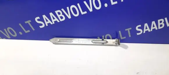 Headlight/headlamp mounting bracket