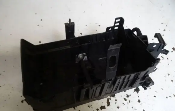 Opel Astra J Battery tray 13354420