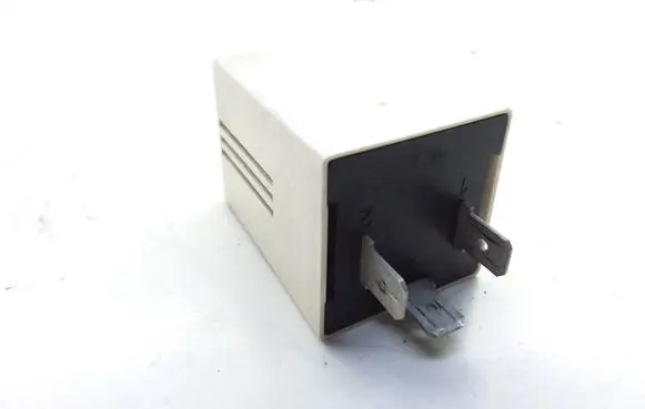 Citroen Evasion Hazard warning light relay AVVACP3