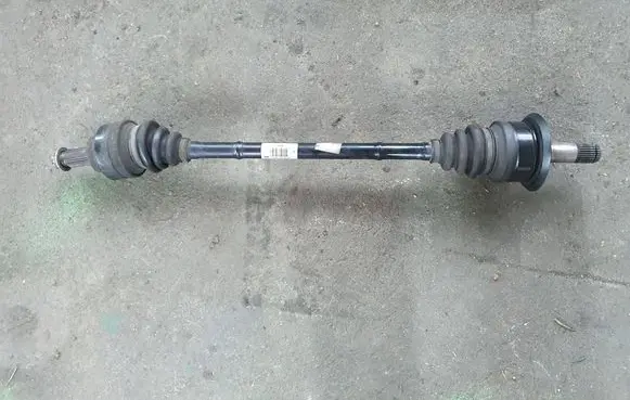 BMW 4 F36 Gran coupe Rear driveshaft 8680348