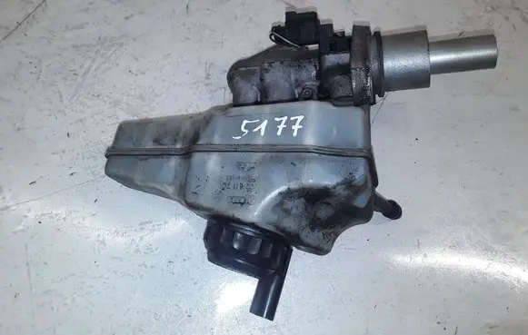 Volkswagen PASSAT B7 Master brake cylinder 3C2611301 03350886951 1K0945459