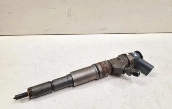 BMW 5 E60 E61 Fuel injector 0445110212 7794652 58RB1AYR