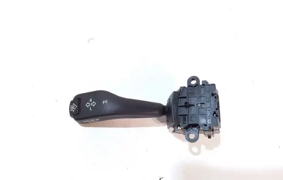 BMW 5 E39 Indicator stalk 8363668K 01104010