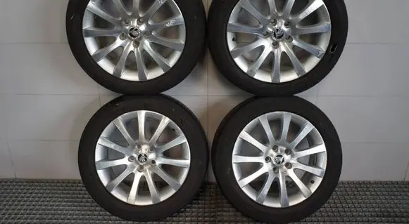 Skoda Yeti (5L) R17 alloy rim 5L0601025N