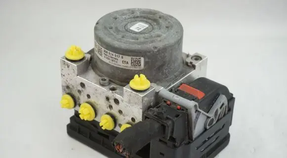 Volkswagen PASSAT B8 ABS Pump 3Q0614517S 3Q0907379S