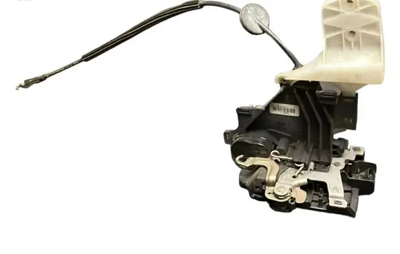 Volkswagen Caddy Front door lock 3B1837016