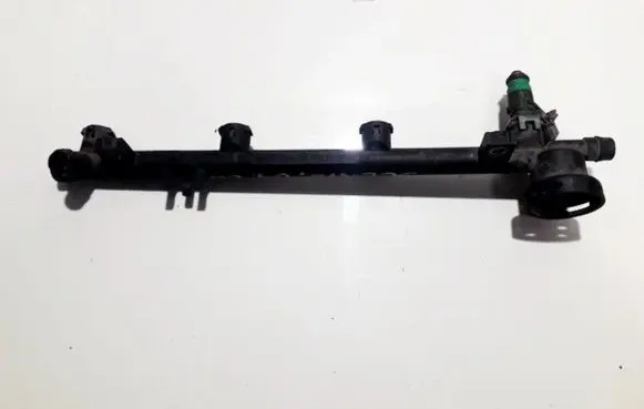 Renault Scenic II - Grand scenic II Fuel main line pipe 7700107405 7700112777