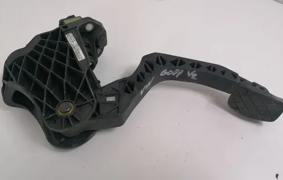 Clutch pedal