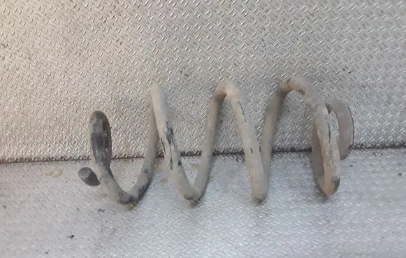 Renault Koleos I Rear coil spring