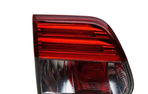 Toyota Avensis T270 Tailgate rear/tail lights 8159005140
