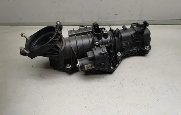 Mercedes-Benz E W213 Intake manifold A6540902100 A6549060000