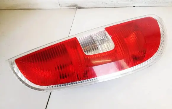 Skoda Roomster (5J) Rear/tail lights 5j7945095 5j7945111