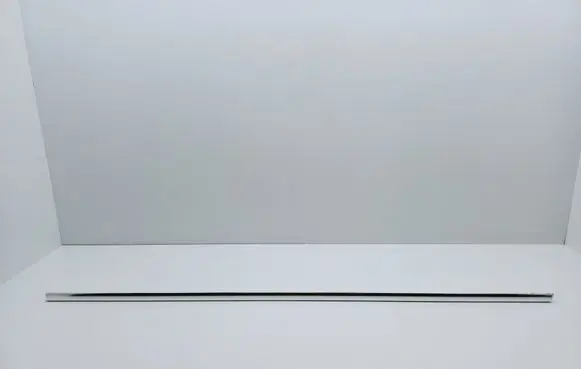 Volkswagen PASSAT B5.5 Rear side glass trim 