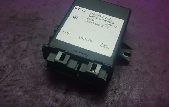 Mercedes-Benz Vaneo W414 Door central lock control unit/module A4144460016