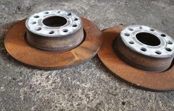 Volkswagen Touran II Rear brake disc