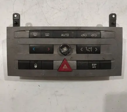 Peugeot 407 Climate control unit 96573326