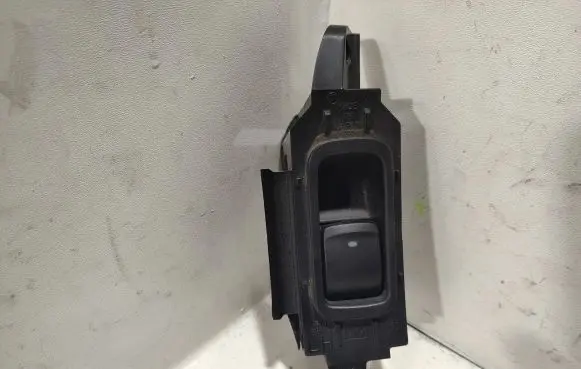 Subaru Legacy Electric window control switch 94268 AG050 83071AG040