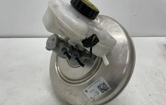 BMW X1 F48 F49 Brake booster 6872076