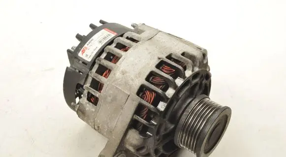 Opel Zafira B Generator/alternator A4042