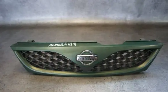 Nissan Almera Front grill 