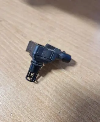 BMW 5 G30 G31 Air pressure sensor 8637900