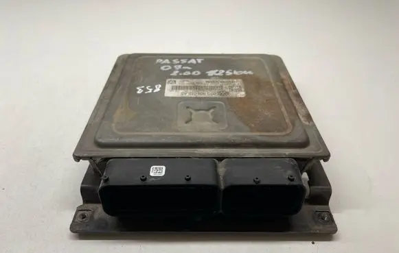 Volkswagen PASSAT B6 Engine control unit/module 03G906018AS