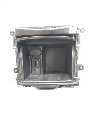 Hyundai i40 Glove box 846303Z750