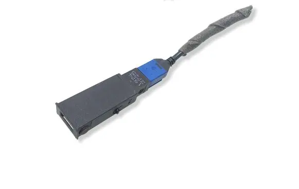 Opel Astra J USB socket connector 13348688