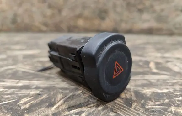 Dacia Sandero Hazard light switch 502232A
