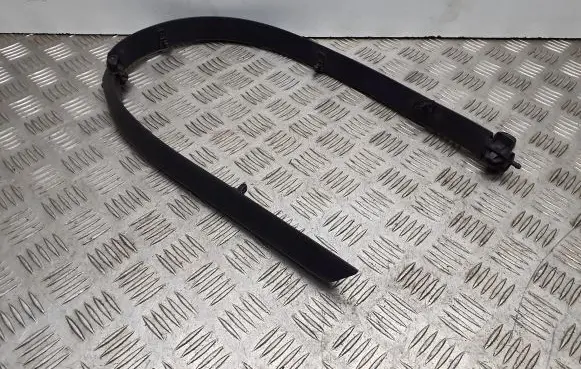 Windshield washer spray nozzle