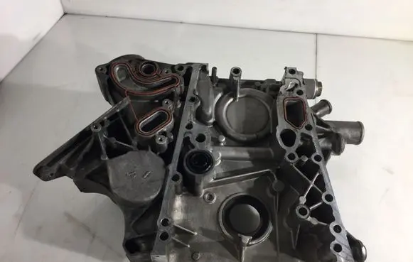 Mercedes-Benz C W203 Timing chain cover R61101511026
