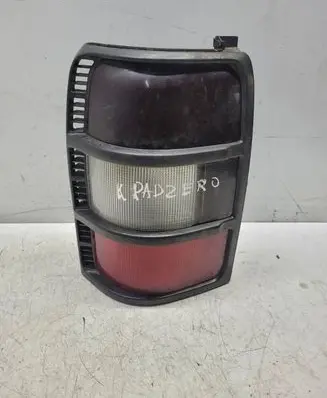 Mitsubishi Pajero Rear/tail lights
