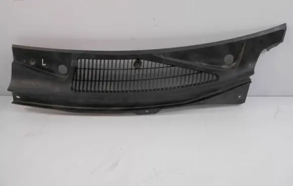 Ford Cougar Wiper trim