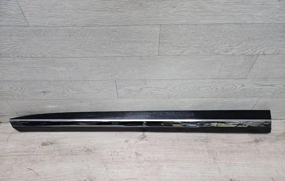 Volkswagen Arteon Front door trim (molding) 3G8853969B