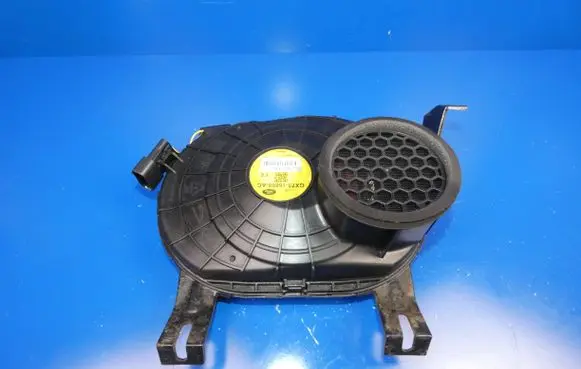 Jaguar XE Subwoofer speaker GX7318808AC 17036WG ET3024092020