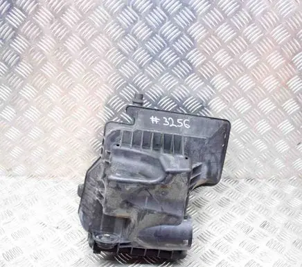 Mercedes-Benz B W245 Air filter box A2660900001 4608785916
