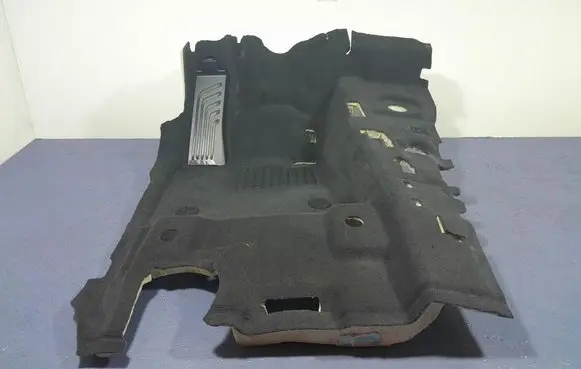 BMW X5 E53 Front floor carpet liner 7498453